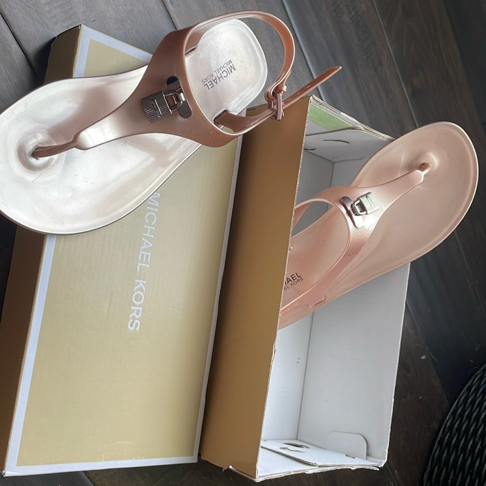 Micheal kors sandals